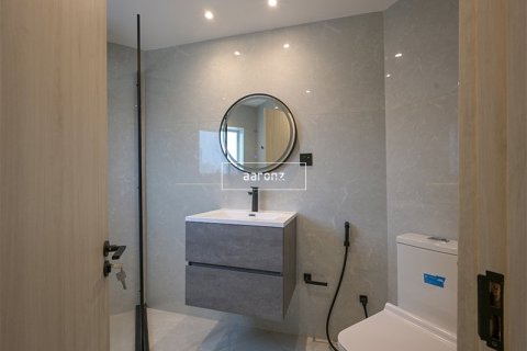 Квартира с 2 спальнями в Джумейра Лейк Тауэрс, ОАЭ №103142 12