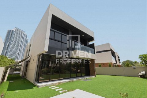 Вилла с 5 спальнями в DAMAC Hills (Akoya by DAMAC), ОАЭ №193176
