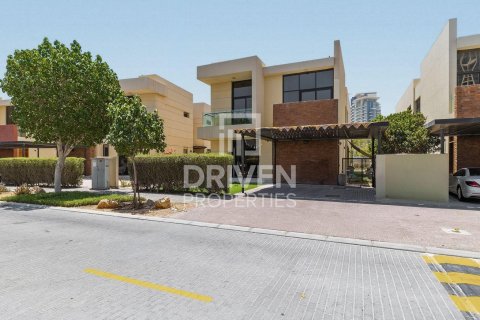 Вилла с 5 спальнями в DAMAC Hills (Akoya by DAMAC), ОАЭ №193176 15