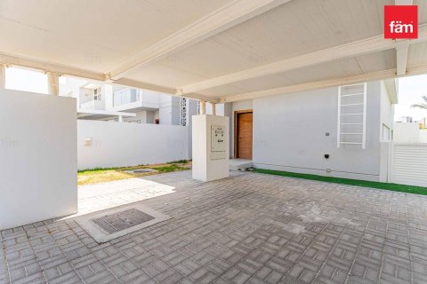3 bedrooms Townhouse in Dubai, UAE No. 200187 5