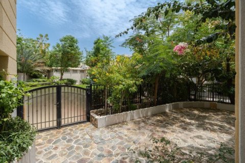 4 bedrooms Villa in Mudon, UAE No. 155214 24