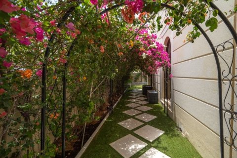 4 bedrooms Villa in Mudon, UAE No. 155214 22