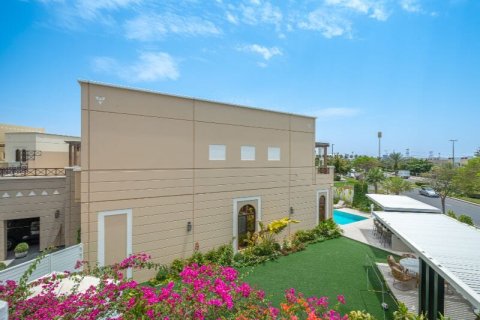 4 bedrooms Villa in Mudon, UAE No. 155214 13