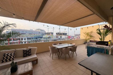 Apartment de 2 dormitorios en Motor City, UAE No. 155213 8