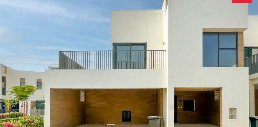 Villa de 4 dormitorios  No. 125436