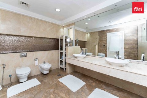 Villa de 5 dormitorios  No. 125439 23