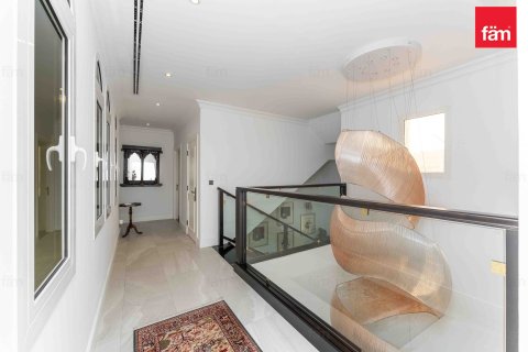 Villa de 5 dormitorios  No. 125439 19