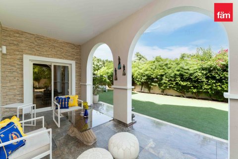 Villa de 5 dormitorios  No. 125439 13