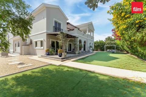 Villa de 5 dormitorios  No. 125439 14