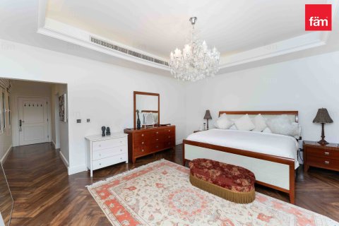 Villa de 5 dormitorios  No. 125439 22