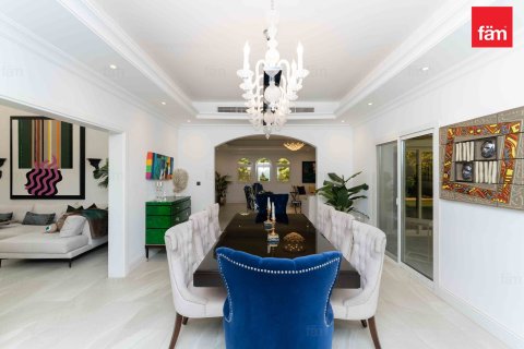 Villa de 5 dormitorios  No. 125439 10