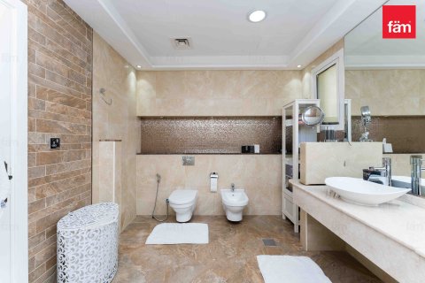 Villa de 5 dormitorios  No. 125439 24