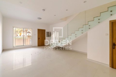 4 bedrooms Townhouse No. 121789 7