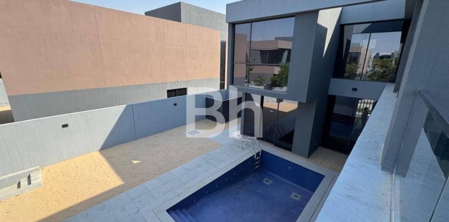 Villa de 5 chambres à Tilal City, UAE No. 63764