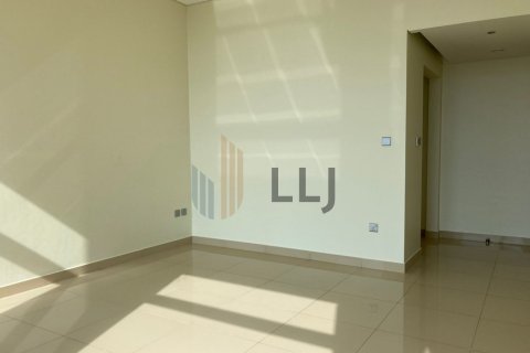Apartment de 3 dormitorios en Al Khalidiya, UAE No. 87285 18