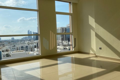 Apartment de 3 dormitorios en Al Khalidiya, UAE No. 87285 23