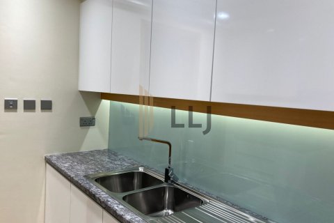Apartment de 3 dormitorios en Al Khalidiya, UAE No. 87285 15