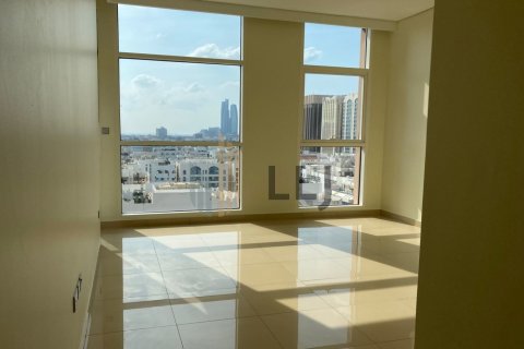 Apartment de 3 dormitorios en Al Khalidiya, UAE No. 87285 6