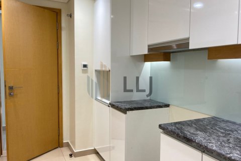 Apartment de 3 dormitorios en Al Khalidiya, UAE No. 87285 14
