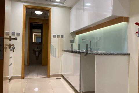 Apartment de 3 dormitorios en Al Khalidiya, UAE No. 87285 11