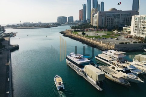Apartment de 4 dormitorios en Al Bateen, UAE No. 87284 1