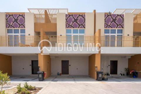 Townhouse de 3 chambres  No. 111628 2