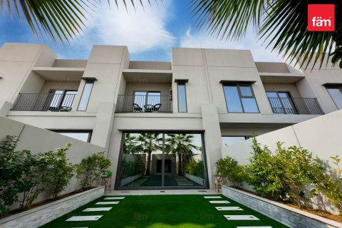 Townhouse de 2 dormitorios en Mohammed Bin Rashid City, UAE No. 205134