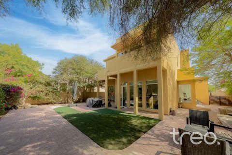 3 bedrooms Villa in Saheel, UAE No. 183074