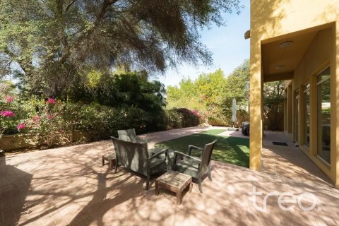 3 bedrooms Villa in Saheel, UAE No. 183074 4