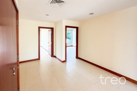 3 bedrooms Villa in Saheel, UAE No. 183074 16
