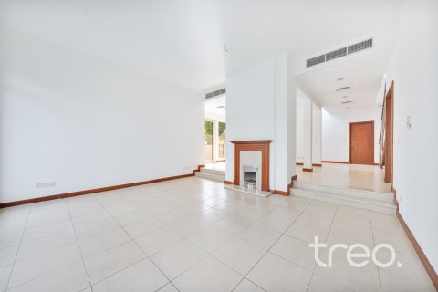 3 bedrooms Villa in Saheel, UAE No. 183073 5