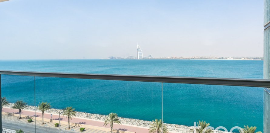 3 bedrooms Apartment in Palm Jumeirah, UAE No. 183071