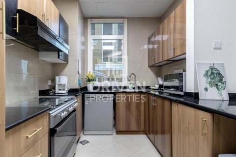 Apartment de 2 dormitorios en Marina Crown, UAE No. 193799 5