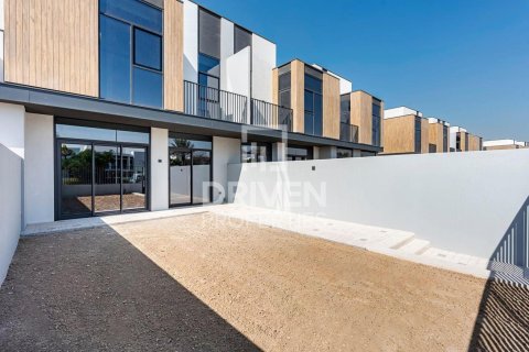 Townhouse de 3 dormitorios en Mudon, UAE No. 193800 21