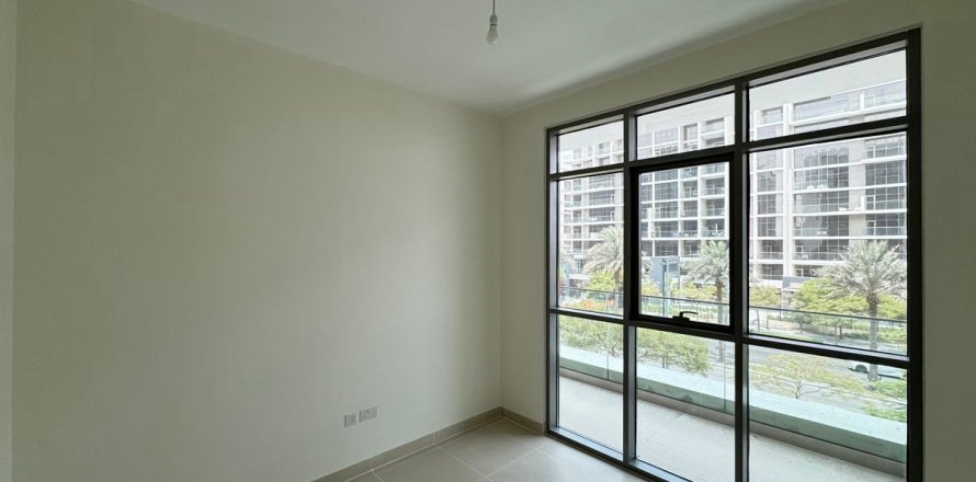 Квартира с 3 спальнями №117534