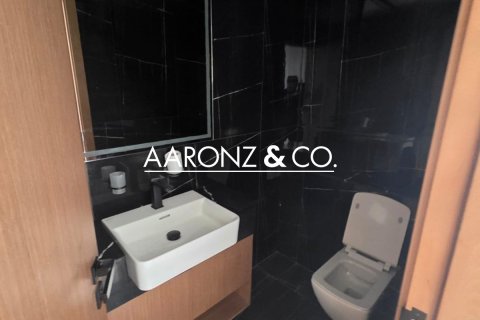 Квартира с 2 спальнями в Джумейра Вилладж Серкл, ОАЭ №146407 11