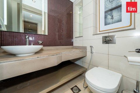 1 bedroom Apartment in Business Bay, UAE No. 143476 12