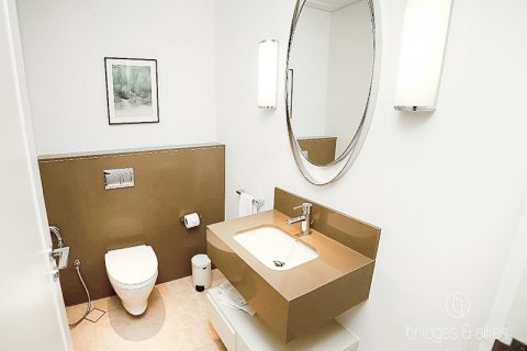 4 غرف نوم شقة  رقم 131705 12