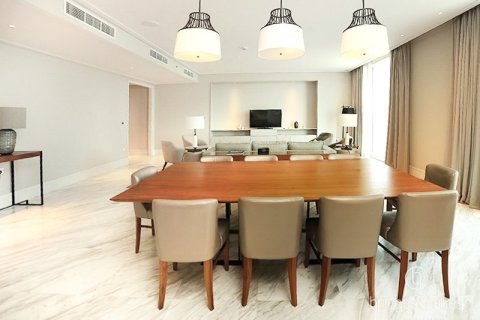 4 غرف نوم شقة  رقم 131705 5