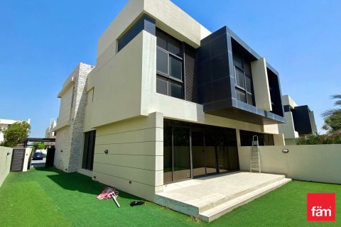 3 bedrooms Townhouse in Dubai, UAE No. 140337