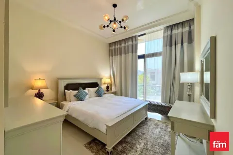 3 bedrooms Townhouse in Dubai, UAE No. 140337 8