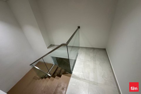Квартира с 2 спальнями в Дубай, ОАЭ №163677 16