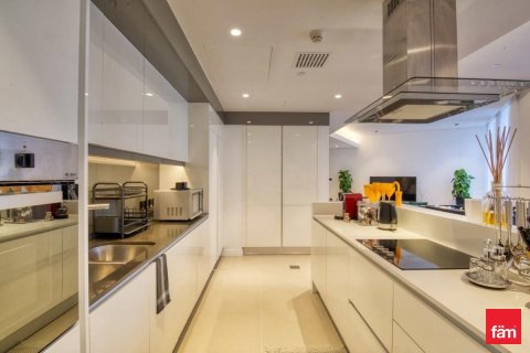 1 bedroom Apartment in Dubai, UAE No. 163680 3