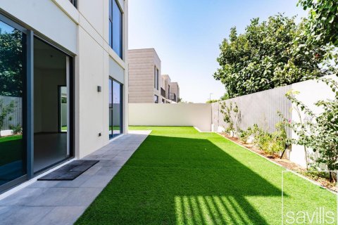 Таунхаус с 4 спальнями в Sun, ОАЭ №136705