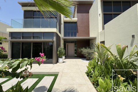 Вилла с 5 спальнями в Golf Place, ОАЭ №136704 3