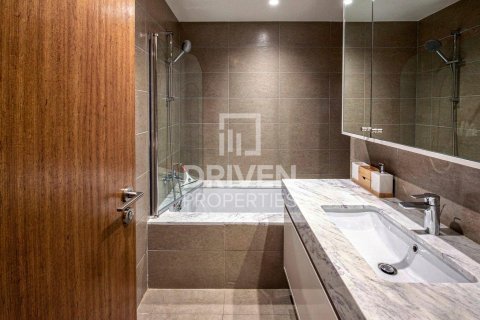 3 bedrooms Apartment in Burj Royale, UAE No. 191995 11