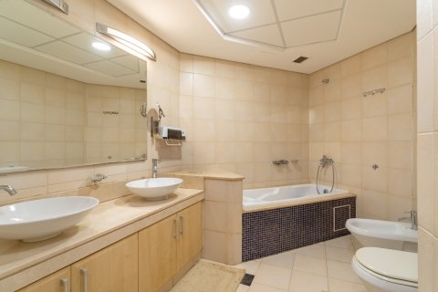 2 bedrooms Apartment in Palm Jumeirah, UAE No. 183333 14