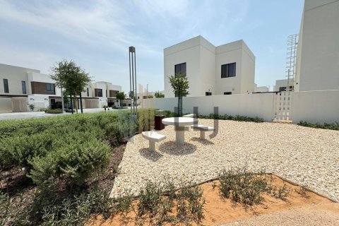 Villa de 5 dormitorios en  Yas Island, UAE No. 51187 18