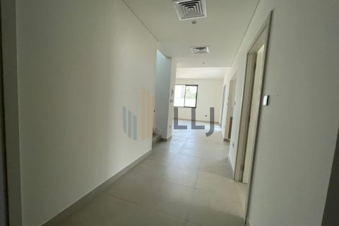 Villa de 5 dormitorios en  Yas Island, UAE No. 51187 3