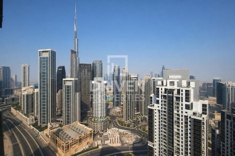 2 bedrooms Apartment in Paramount Tower Hotel & Residences, UAE No. 199891 16